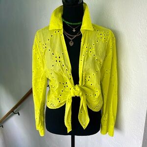 Adiva NWOT Yellow Eyelet 100% Cotton Blouse with Tie Front Medium